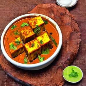 Kaju Paneer Vharadi