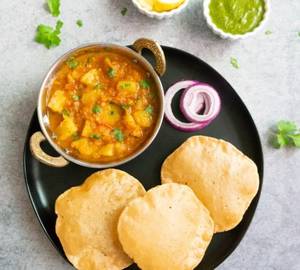 Aloo Poori [4 Pcs]