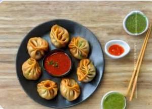 Veg Fried Momos [5pcs]