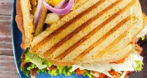 Veg Schezwan Sandwich
