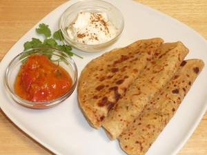 Paneer Paratha with Curd and Pickle