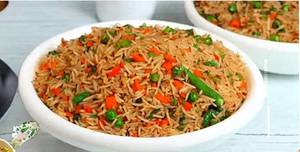 Veg Schezwan Triple Fried Rice