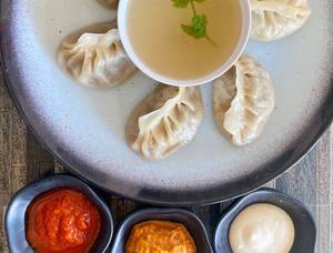 Steamed Pork Momo [6Pcs]