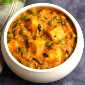 Paneer Malai Mutter
