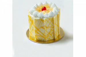 Fresh Pineapple Cream Mini Cake