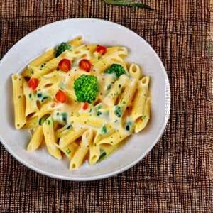Mixed Veg Cheese Cream Pasta