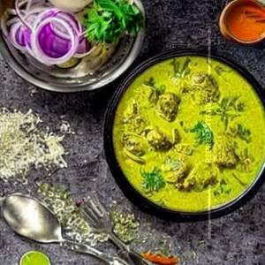 Methi Mutter masala 
