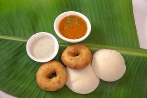 Idli Vada