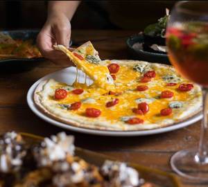 Classic Cheese pizza