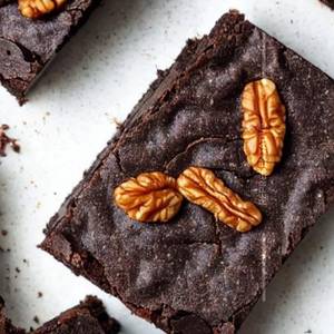 Walnut Brownie                                    