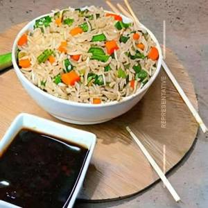 Veg fried rice                                                                                                    