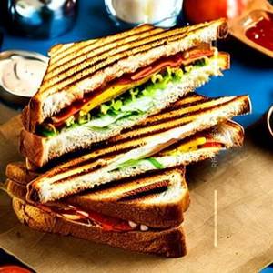 Spicy grilled nonveg sandwich