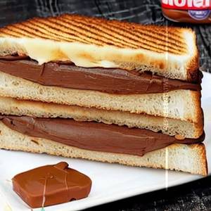 Nutella Loaded Sandwich