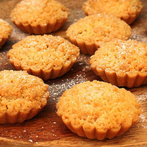 Mini Apple Crumble Pie (1 pc)