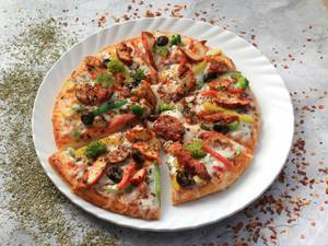 Chicken tikka pizza