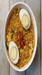 Aadha Bhalla Egg Fried Rice [half Portion]