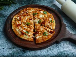 Tandoori paneer pizza