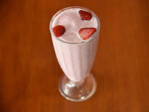 Strawberry Fruit Milk Shakes