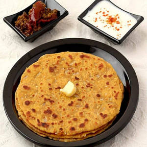 Aloo Pyaaz Paratha