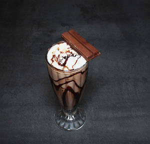 Kit Kat Shake