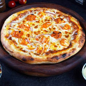 Daily Delight Tandoori Paneer & Onion Pizza