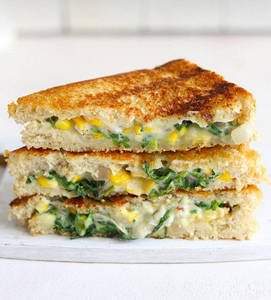 Creamy Corn Sandwich