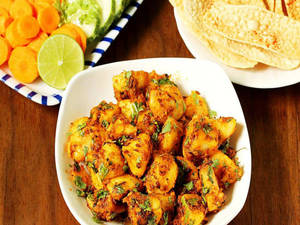Heeng Dhaniya Ke Aloo