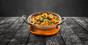 Chicken Masala [ Serves-2 ]