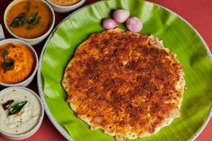 Podi Onion Uthappam