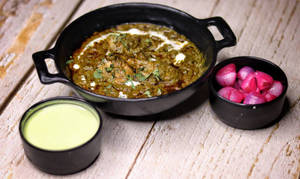 Chicken Saag Wala