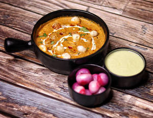 Mushroom Matar Makhana