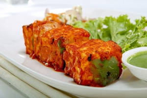 Achari Paneer Tikka
