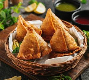 Samosa [1 Pc]                     