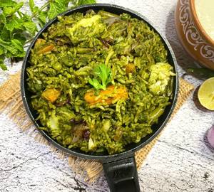 Hydrabadi Biryani + Raita