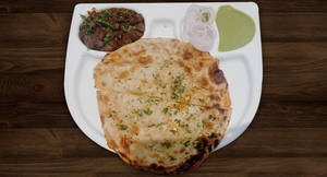 Chana Masala With Paneer Kulcha