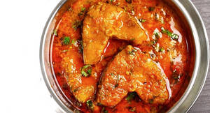 Mirch Adraki Fish Curry 