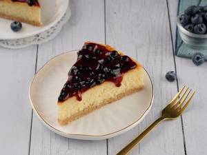 Blueberry Baked Cheesecake [1 Slice]