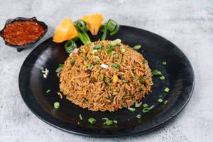 Schezwan Fried Rice Spicy (non Jain) (500 Ml Container)