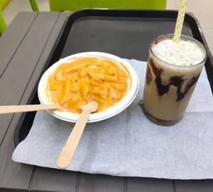 Red sauce pasta+cold coffee