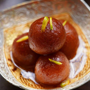 Hot Gulab Jamun(2 Pcs.)
