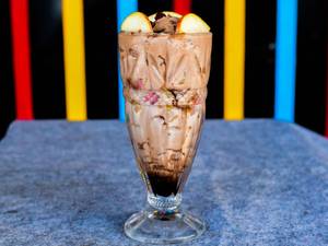 Chocolate lovers falooda