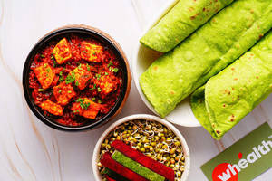 Bhuna Paneer, Beetroot/ Spinach Roti  (3qty.) With Thali
