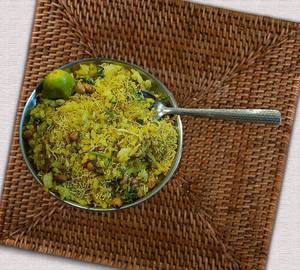 Poha With Sev
