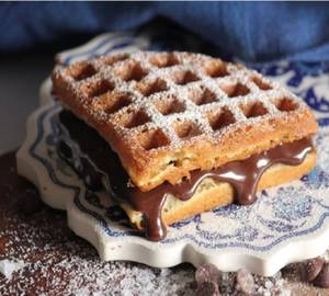 Milk Chocolate Waffle [2 Pc]