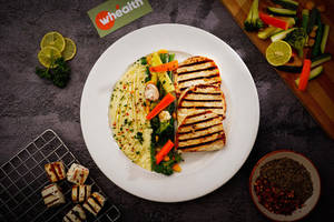 (veg) Grilled Paneer With Potato Mash And Sauteed Vegetables