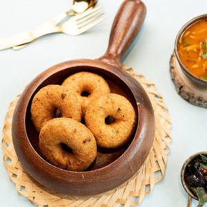Medu Vada