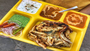 Shahi Paneer + Dal Makhani + Raita + Salad + 2 Paneer Naan