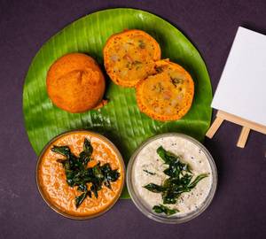 Veg Bonda (2 Pcs)