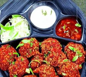 Chicken Kurkure Momos