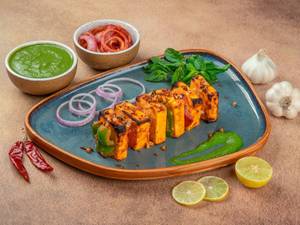 Paneer Lehsuni Tikka [6 Pcs]